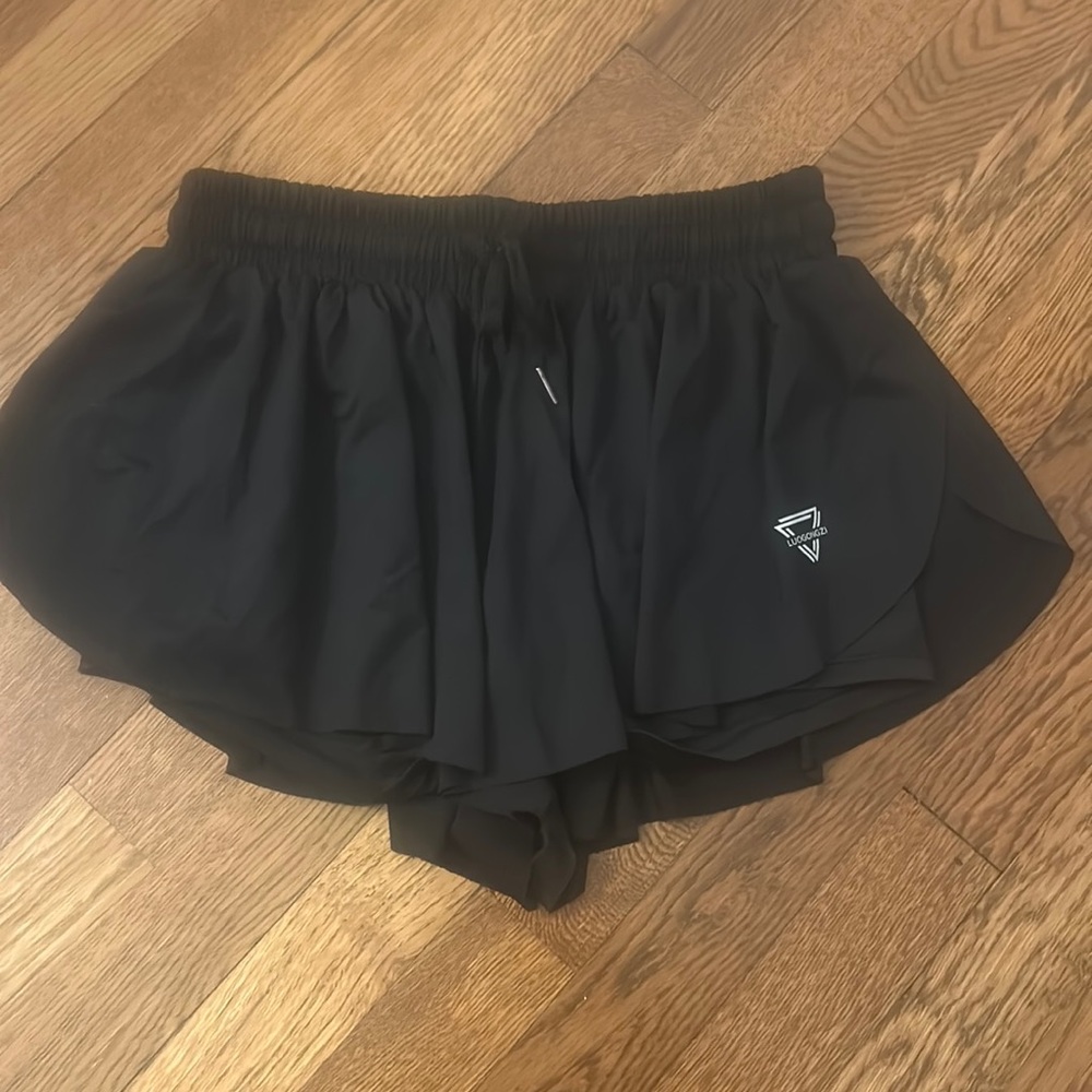 Amazon Brand butterfly shorts